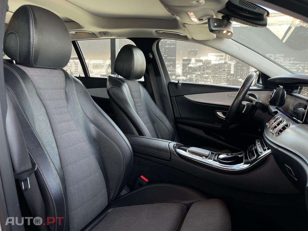Mercedes-Benz E 300 de Avantgarde 4Matic