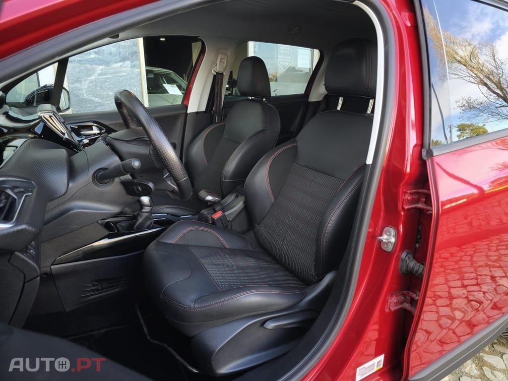 Peugeot 2008 1.2 PureTech GT Line