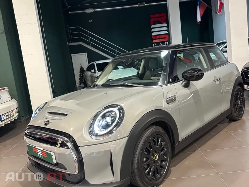 MINI Cooper Cooper SE