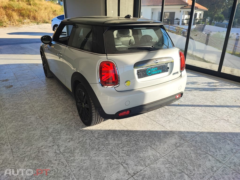 MINI Cooper Cooper SE