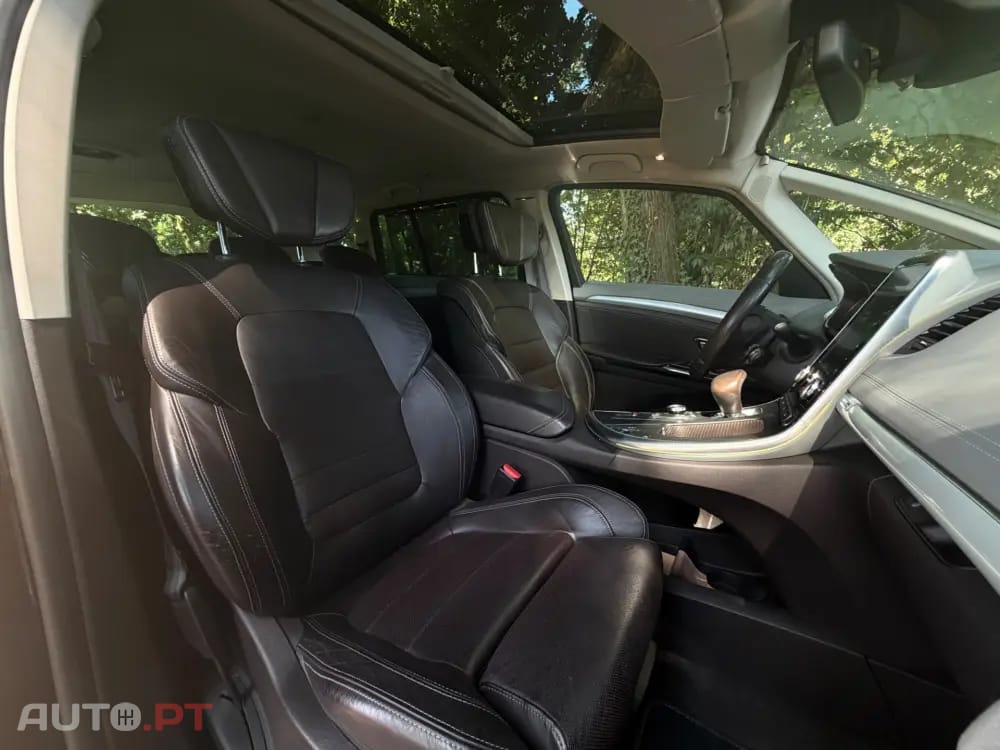 Renault Espace 1.6 dCi Initiale Paris EDC