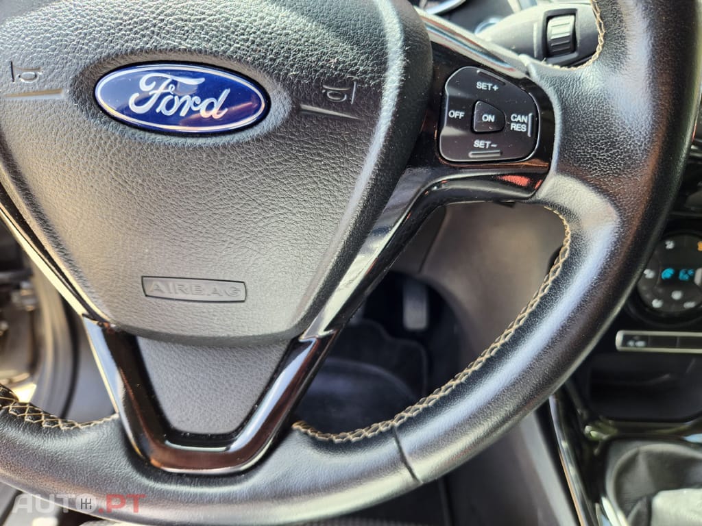 Ford Fiesta 1.0 Ti-VCT Titanium