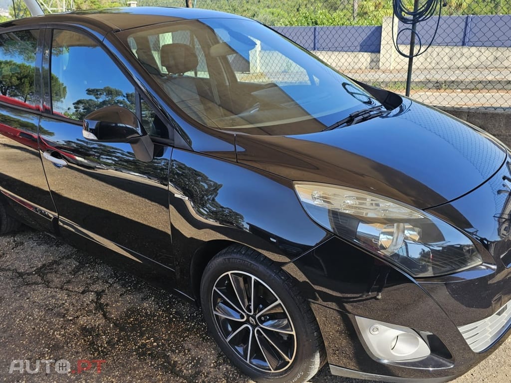 Renault Grand Scénic 1.6 dCi Bose Edition 7L