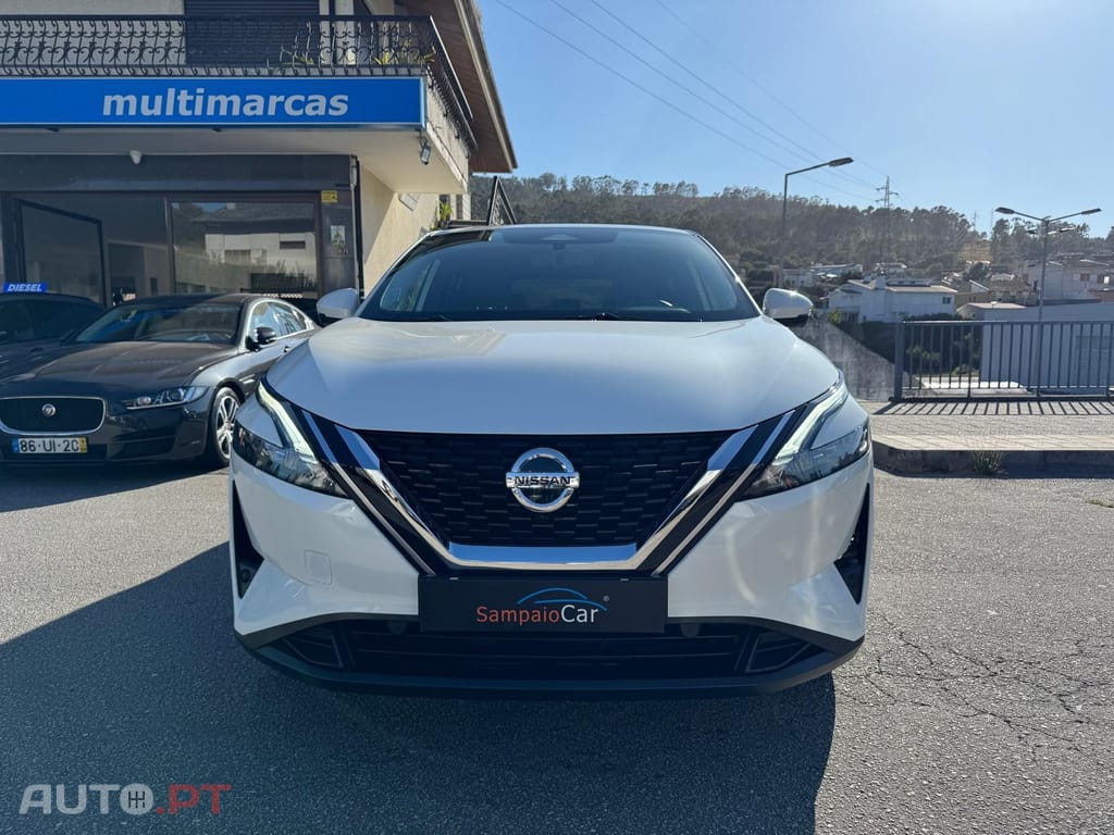 Nissan Qashqai 1.3 DIG-T N-Connecta J18