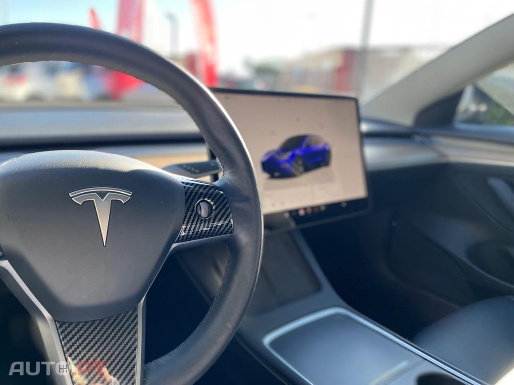 Tesla Model 3 Long Range AWD Dual Motor