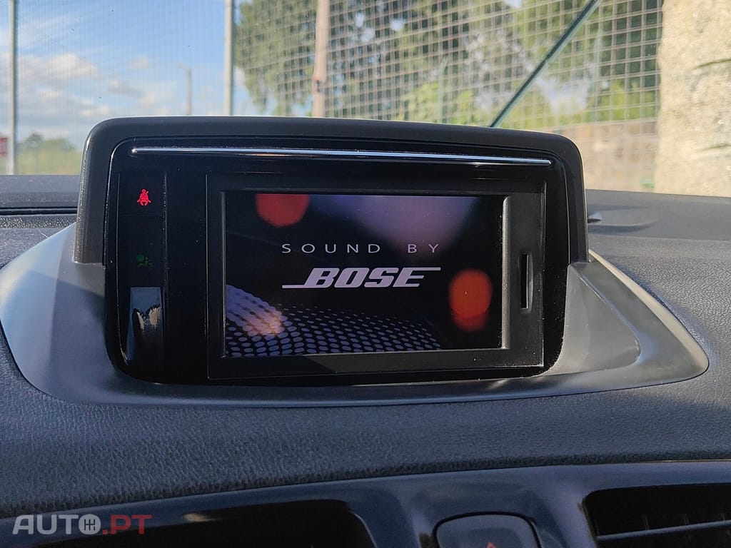 Renault Mégane Coupe 1.6 dCi Bose Edition