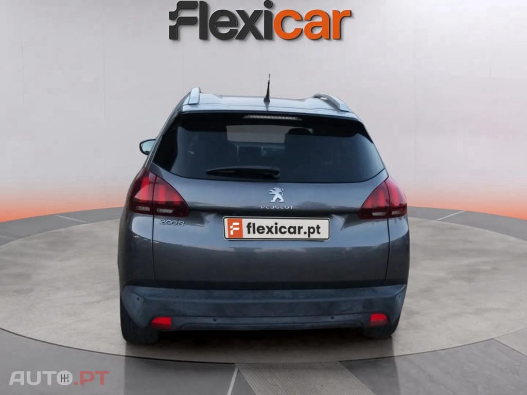 Peugeot 2008 1.2 PureTech Style