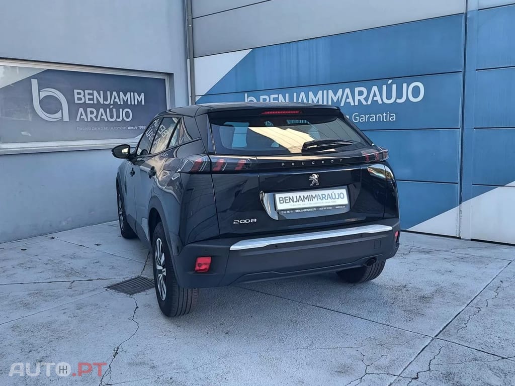 Peugeot 2008 1.2 PureTech Active Pack