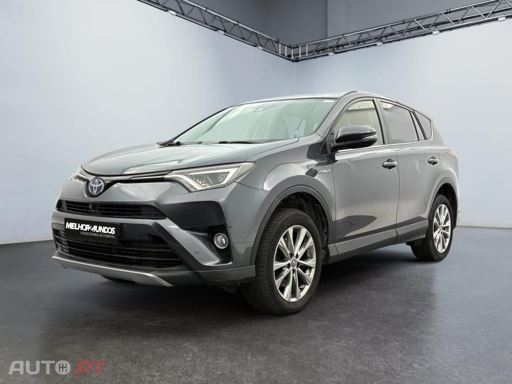 Toyota RAV4 2.5 HDF Lounge AWD-i