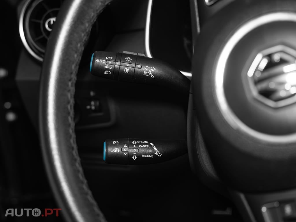 MG ZS EV 44.5 kWh Luxury