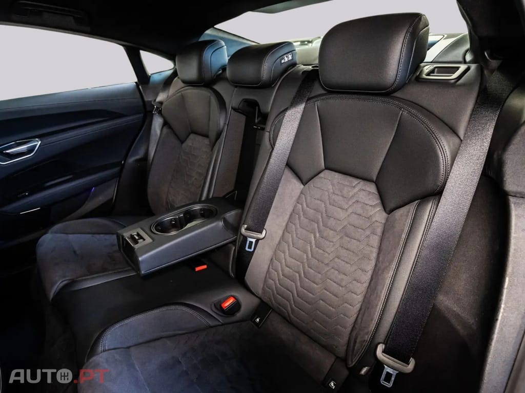 Audi RS E-Tron GT I.V.A DEDUTÍVEL