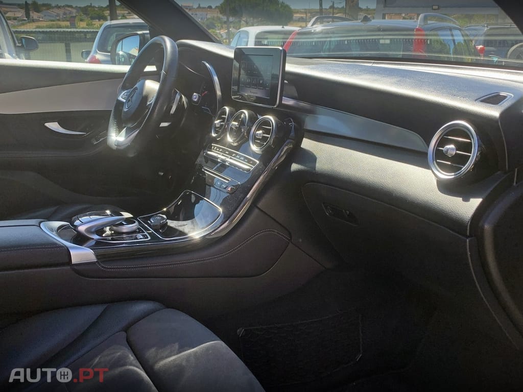Mercedes-Benz GLC 220 d 4Matic 9G-TRONIC