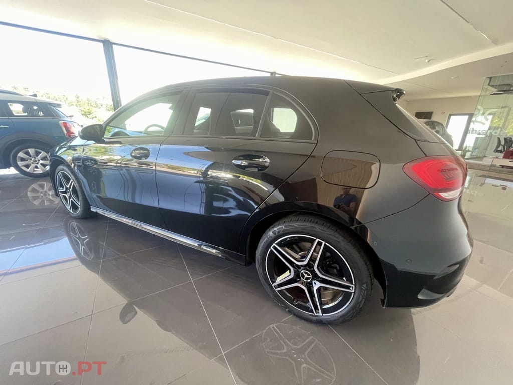 Mercedes-Benz A 250 e 8G-DCT AMG Line
