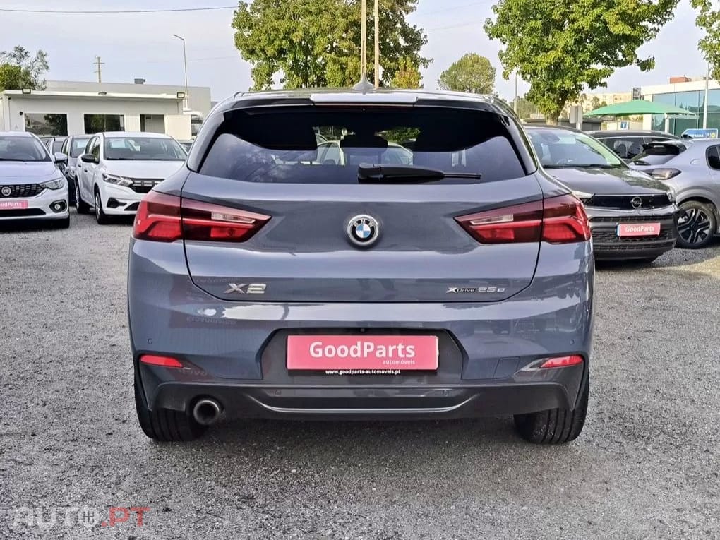 BMW X2 25 e xDrive Pack M
