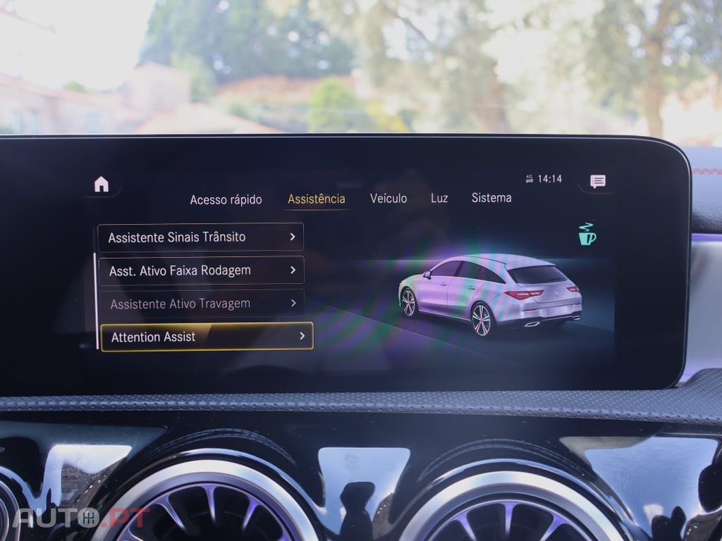 Mercedes-Benz CLA 250 e  Shooting Brake AMG Line