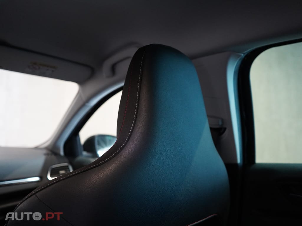 Renault Mégane Sport Tourer 1.3 TCe 140 Int. RSL