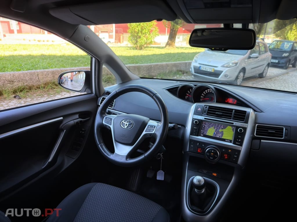 Toyota Verso 2.0 D-4D Exclusive+GPS