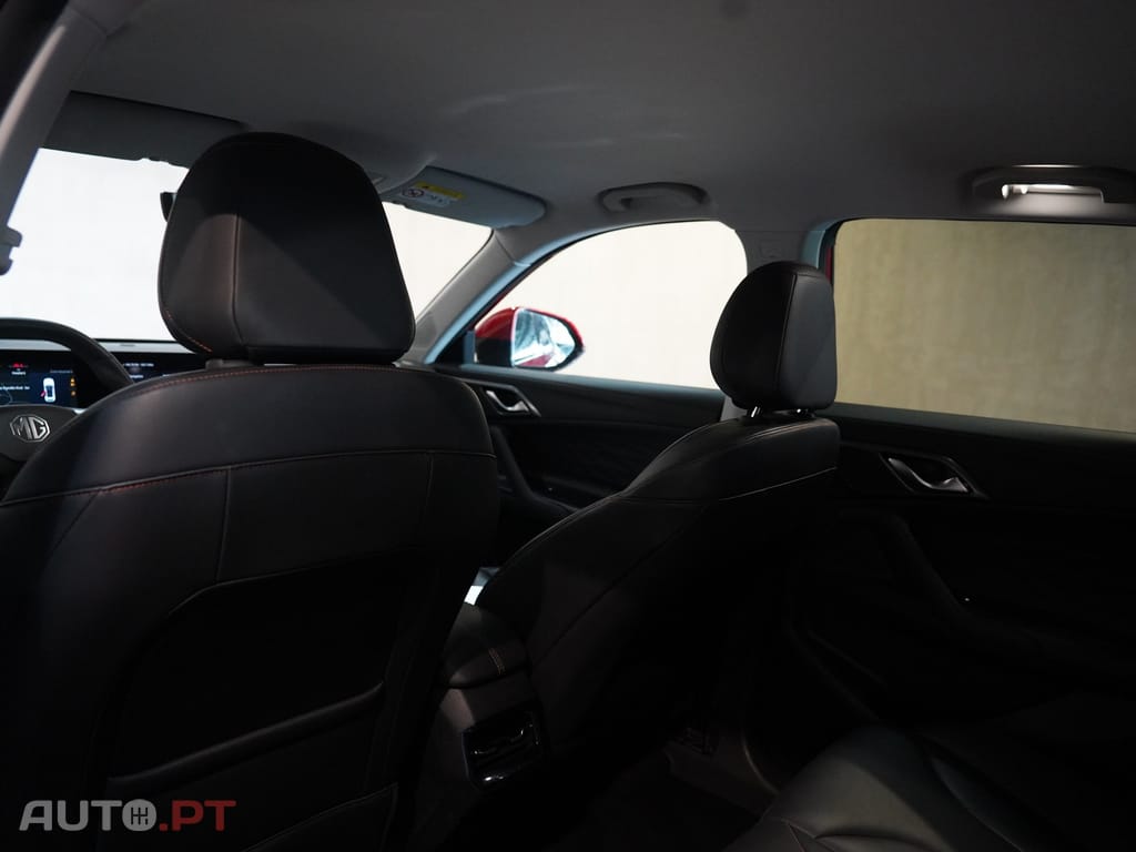 MG HS 1.5 T-GDI Plug In Hybrid Luxury