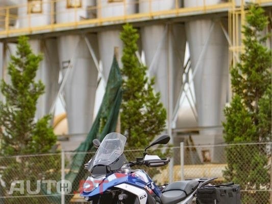 BMW R trophy