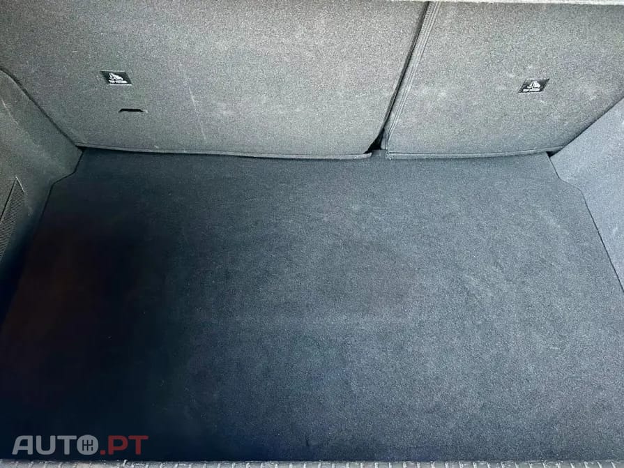 Peugeot E-208 50 kWh Active