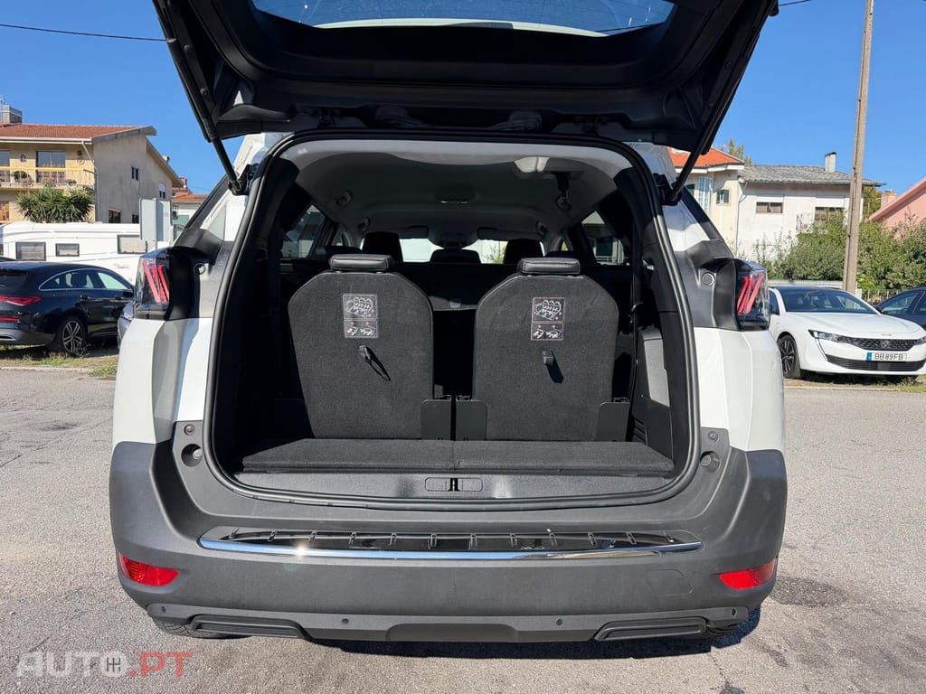Peugeot 5008 1.5 BlueHDi Allure