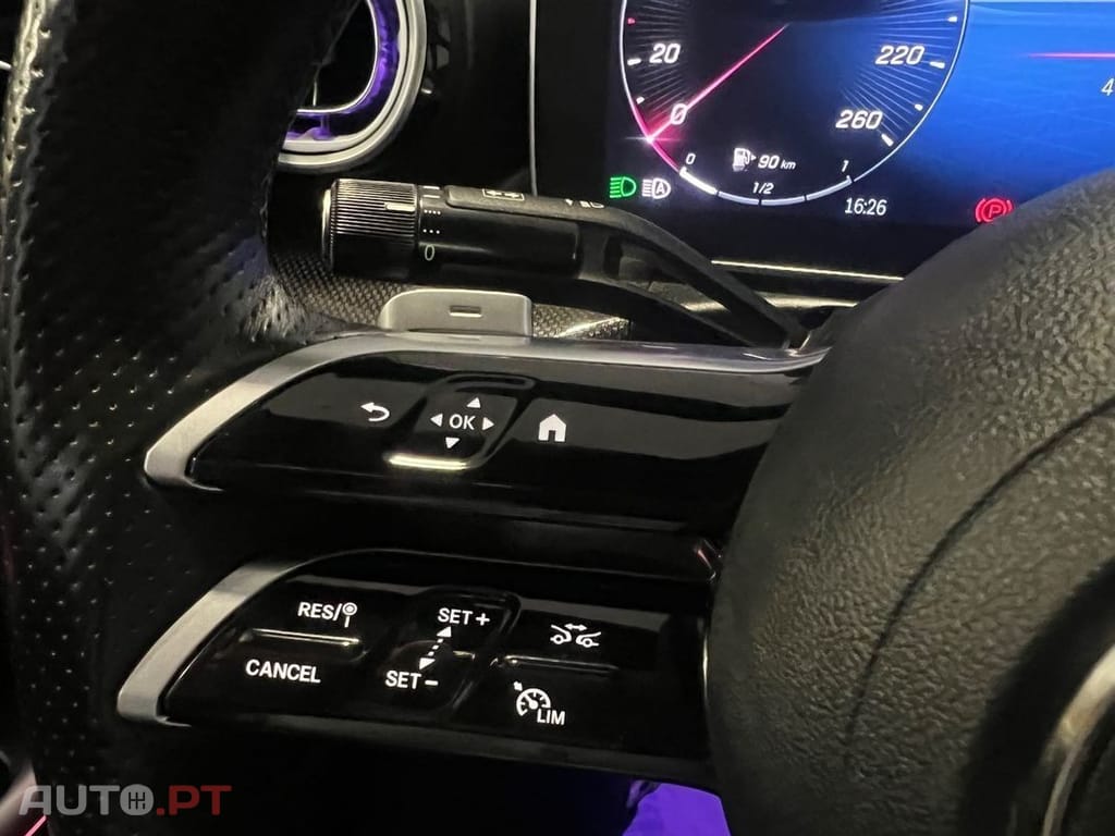 Mercedes-Benz C 300 e T 9G-TRONIC AMG Line