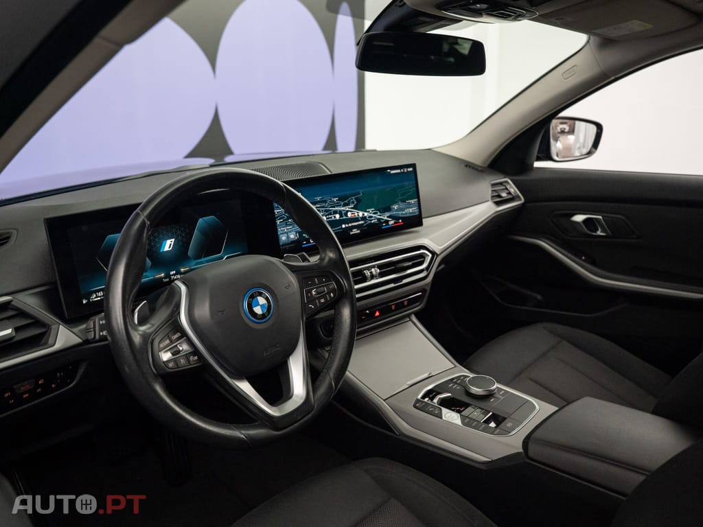 BMW 320 e Auto