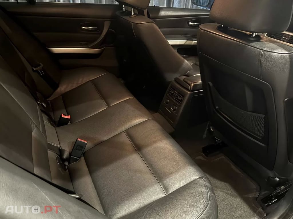 BMW 330 Sport