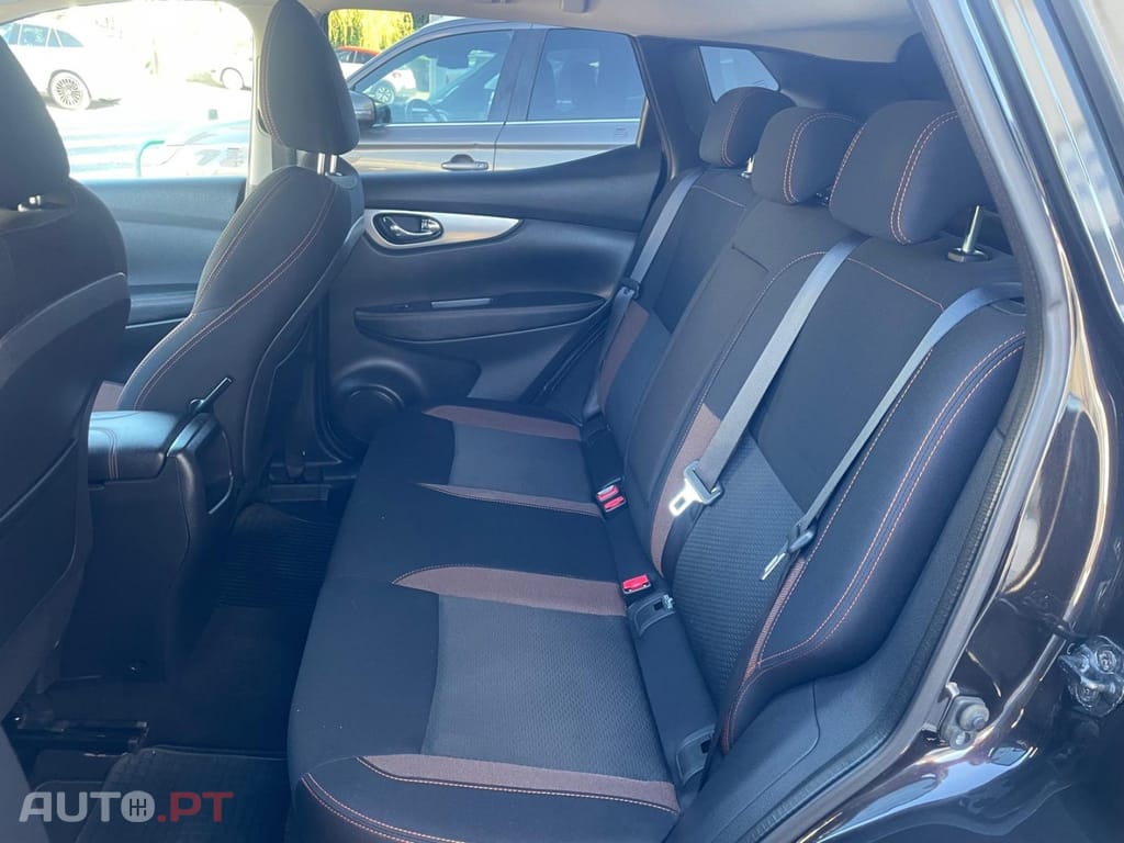 Nissan Qashqai 1.3 DIG-T Q-Line