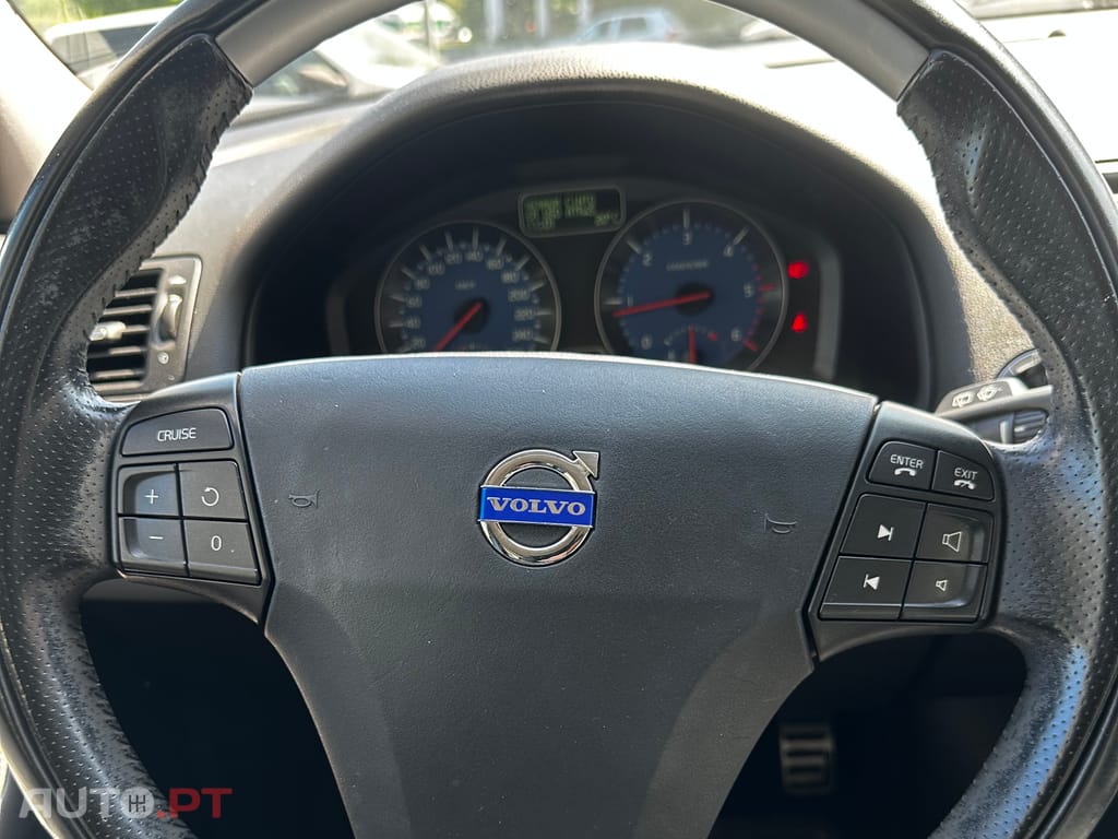 Volvo V50 R Design
