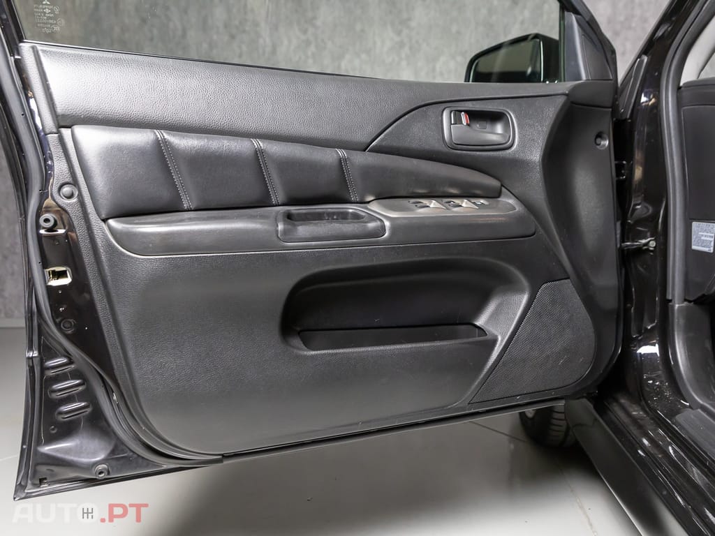 Mitsubishi Lancer 2.0 Evolution VIII P1