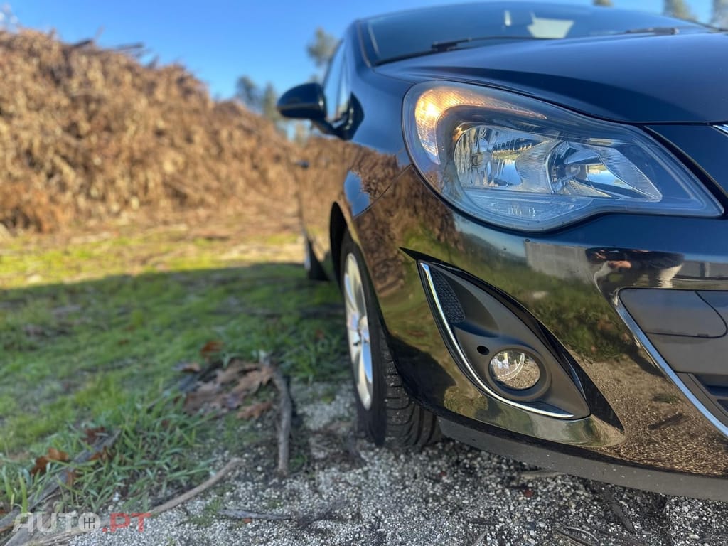Opel Corsa 1.2 Enjoy S/S