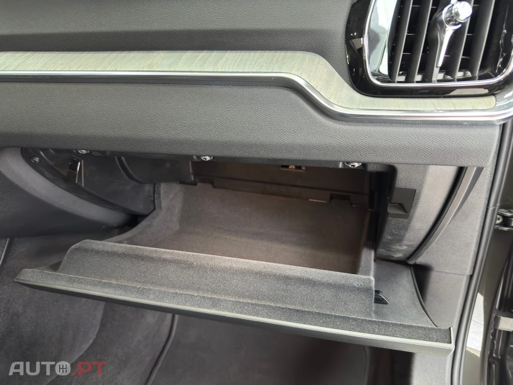 Volvo V60 2.0 T6 AWD TE Inscription Expression