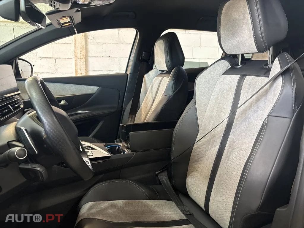 Peugeot 3008 1.6 Hybrid GT e-EAT8