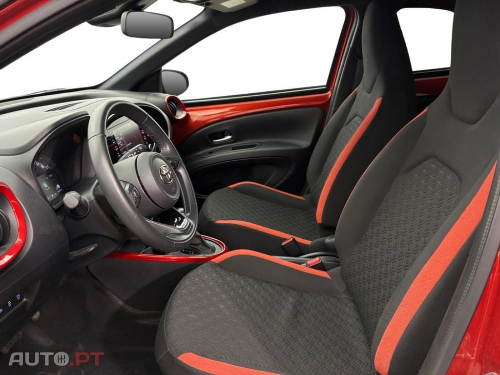 Toyota Aygo X 1.0 VVT-i Design S-CVT