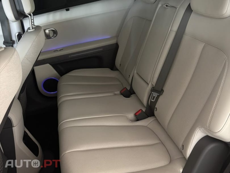 Hyundai IONIQ 77,4 kWh Uniq — fotografia 13