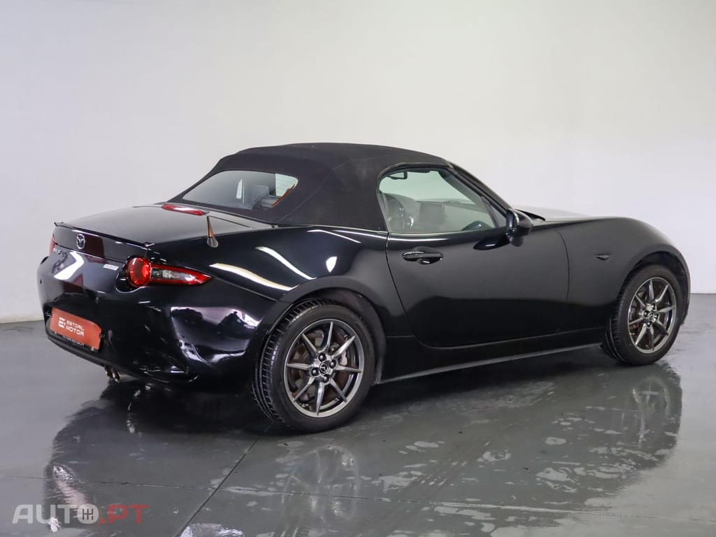 Mazda MX-5 1.5 SKY- G  Evolve Navi