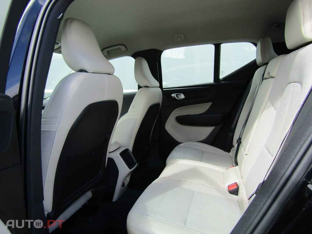 Volvo XC40 2.0 D3 Momentum