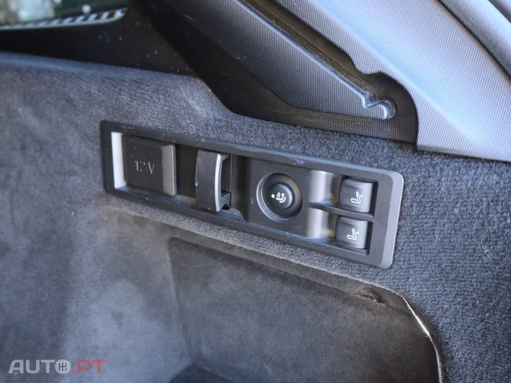 BMW 330 e Touring Pack M Auto