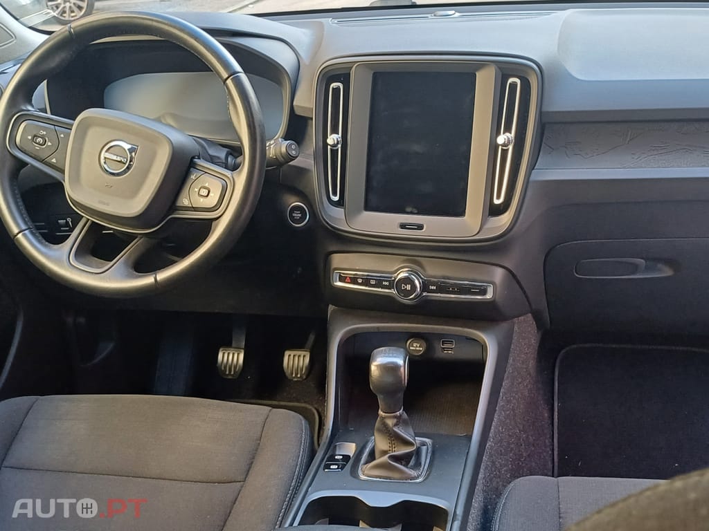 Volvo XC40 T3