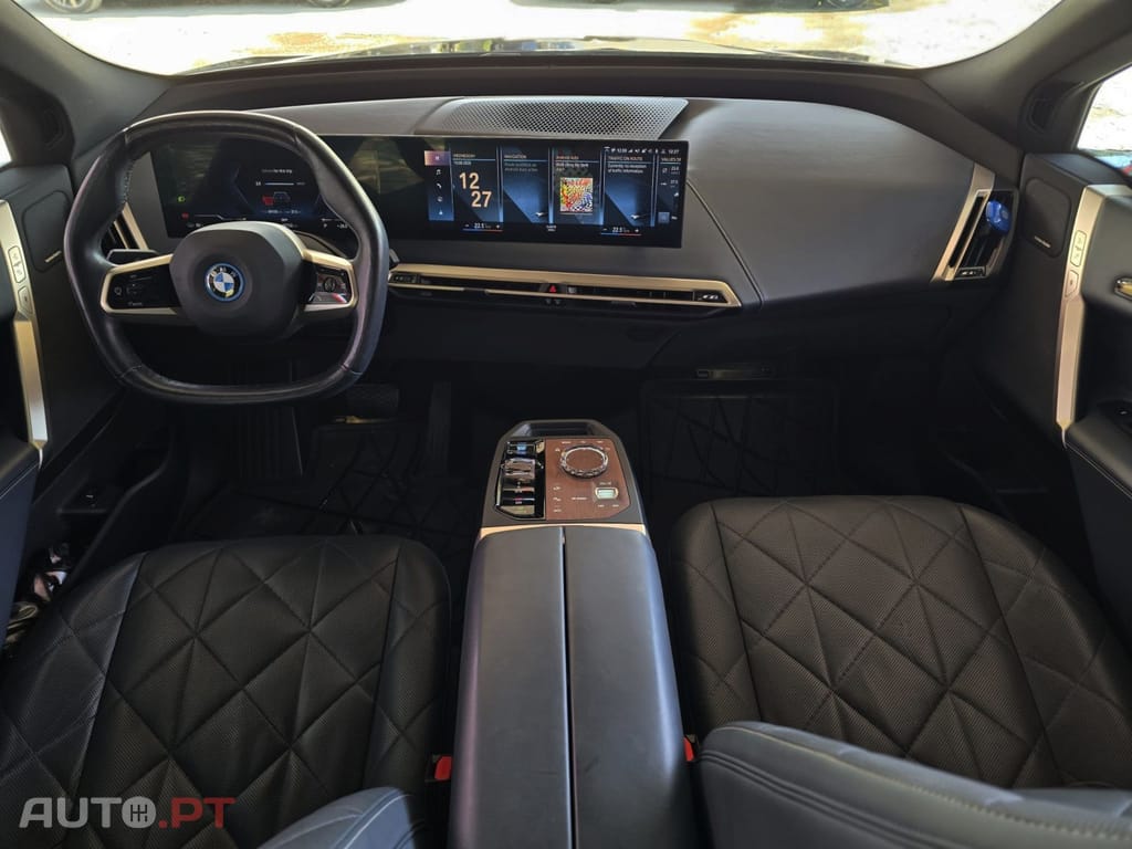 BMW iX xDrive 50