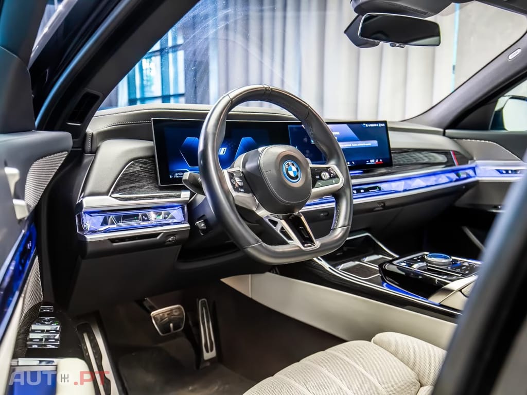 BMW 750 e xDrive M Sport