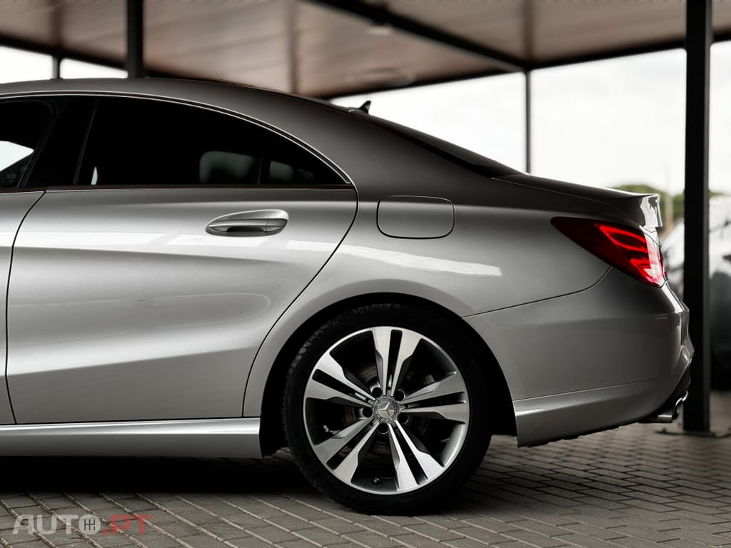 Mercedes-Benz CLA 180 d 7G-DCT Urban
