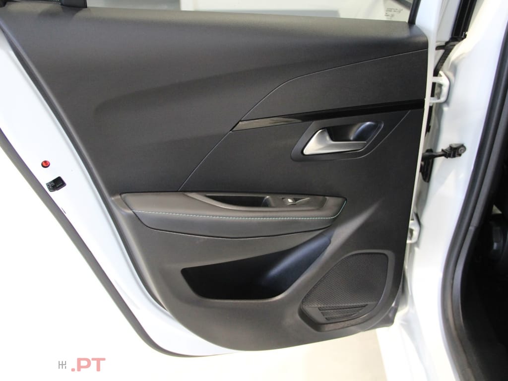 Peugeot E-208 50KWh Allure