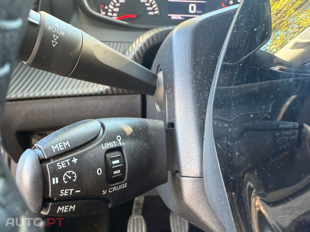 Peugeot 2008 1.2 PureTech Active