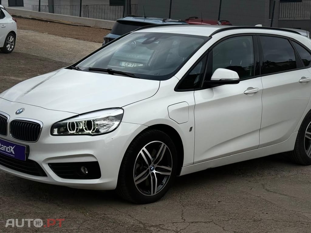 BMW 225 Line Sport