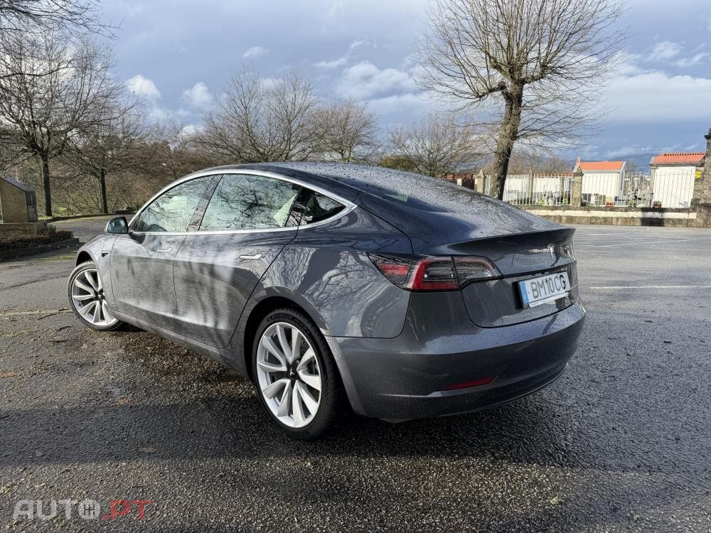 Tesla Model 3 Long Range AWD Dual Motor