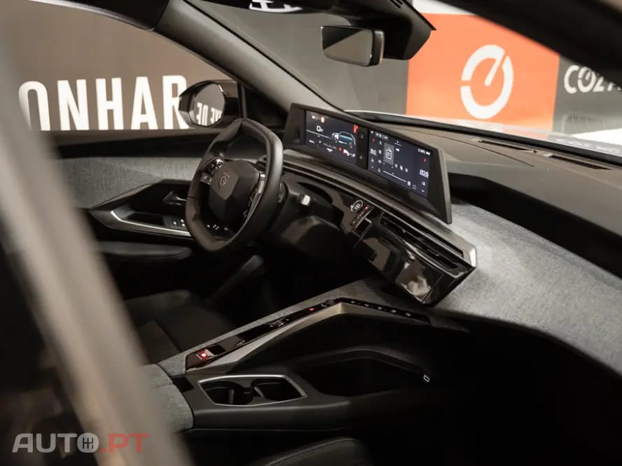 Peugeot 5008 1.2 Hybrid Allure e-DCS6