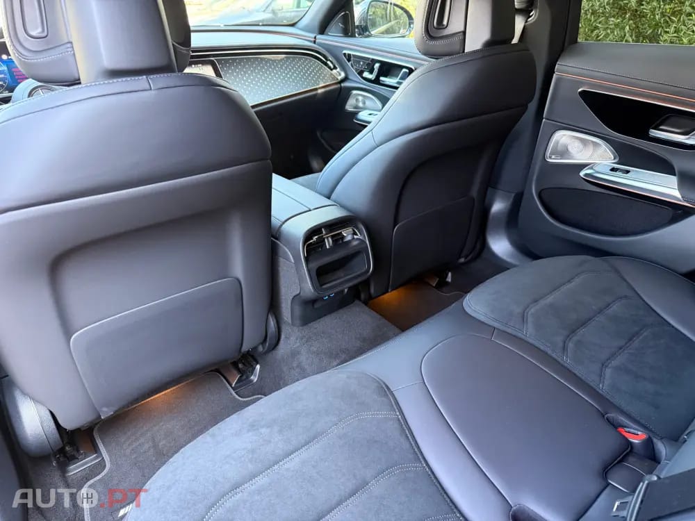 Mercedes-Benz E 300 de AMG LINE