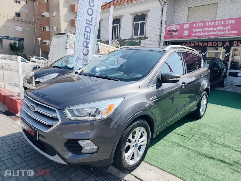 Ford Kuga 1.5 TDCi EcoBlue Titanium
